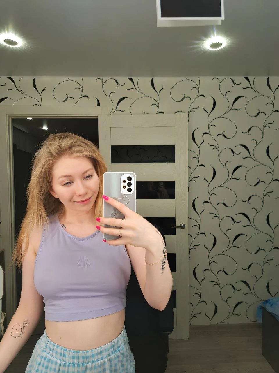 XXX Porn Photo of Nude D0nna_ 14
