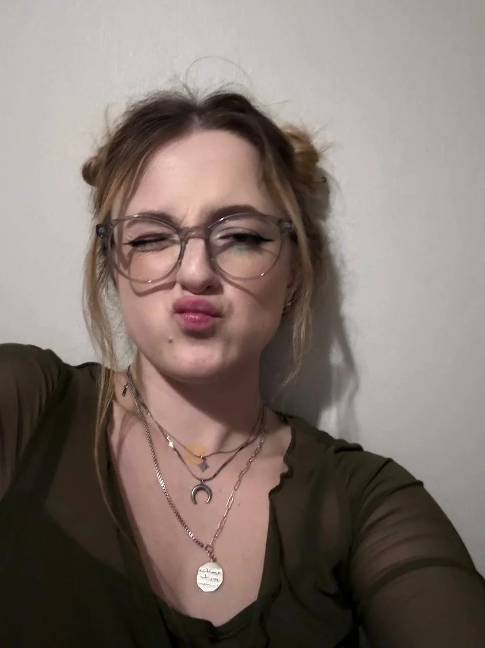 XXX Porn Photo of Nude luna_berryy 47