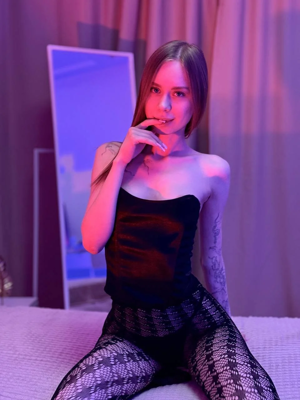 XXX Porn Photo of Nude KarolinaMyles 99