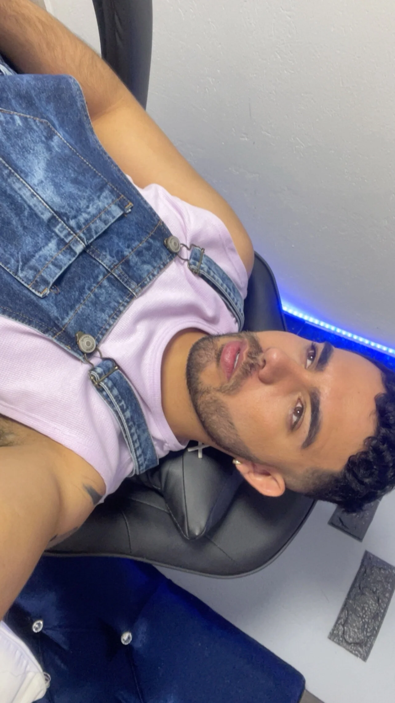 XXX Porn Photo of Nude adamhairy 45