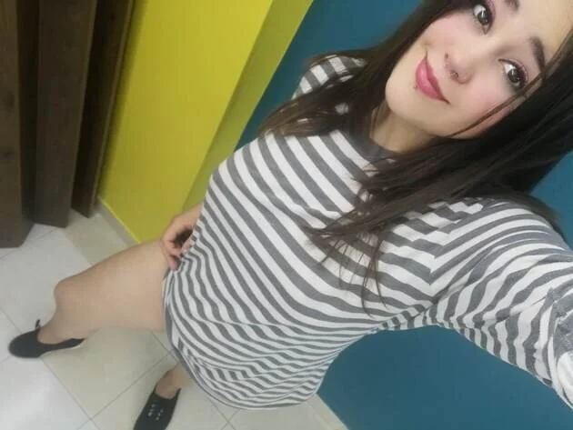 XXX Porn Photo of Nude cherrybom_ 17