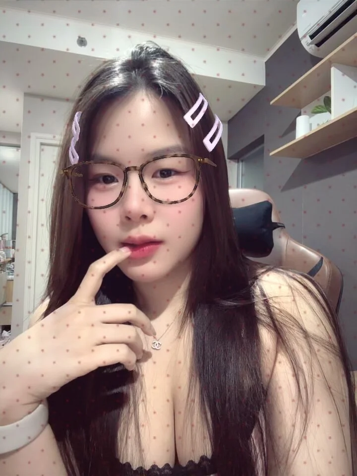 XXX Porn Photo of Nude nenechuchu 30
