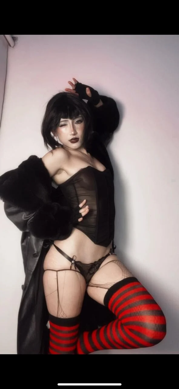 XXX Porn Photo of Nude Vampgyal 22
