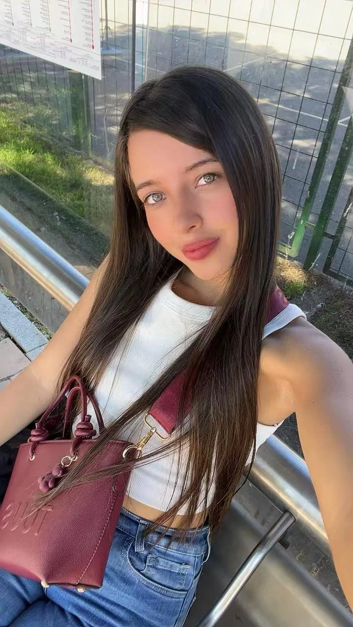 XXX Porn Photo of Nude AriaRosse_ 6