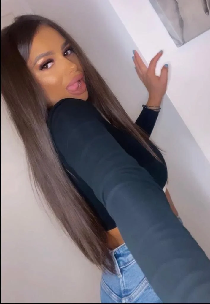 XXX Porn Photo of Nude Selena_Reeves 20