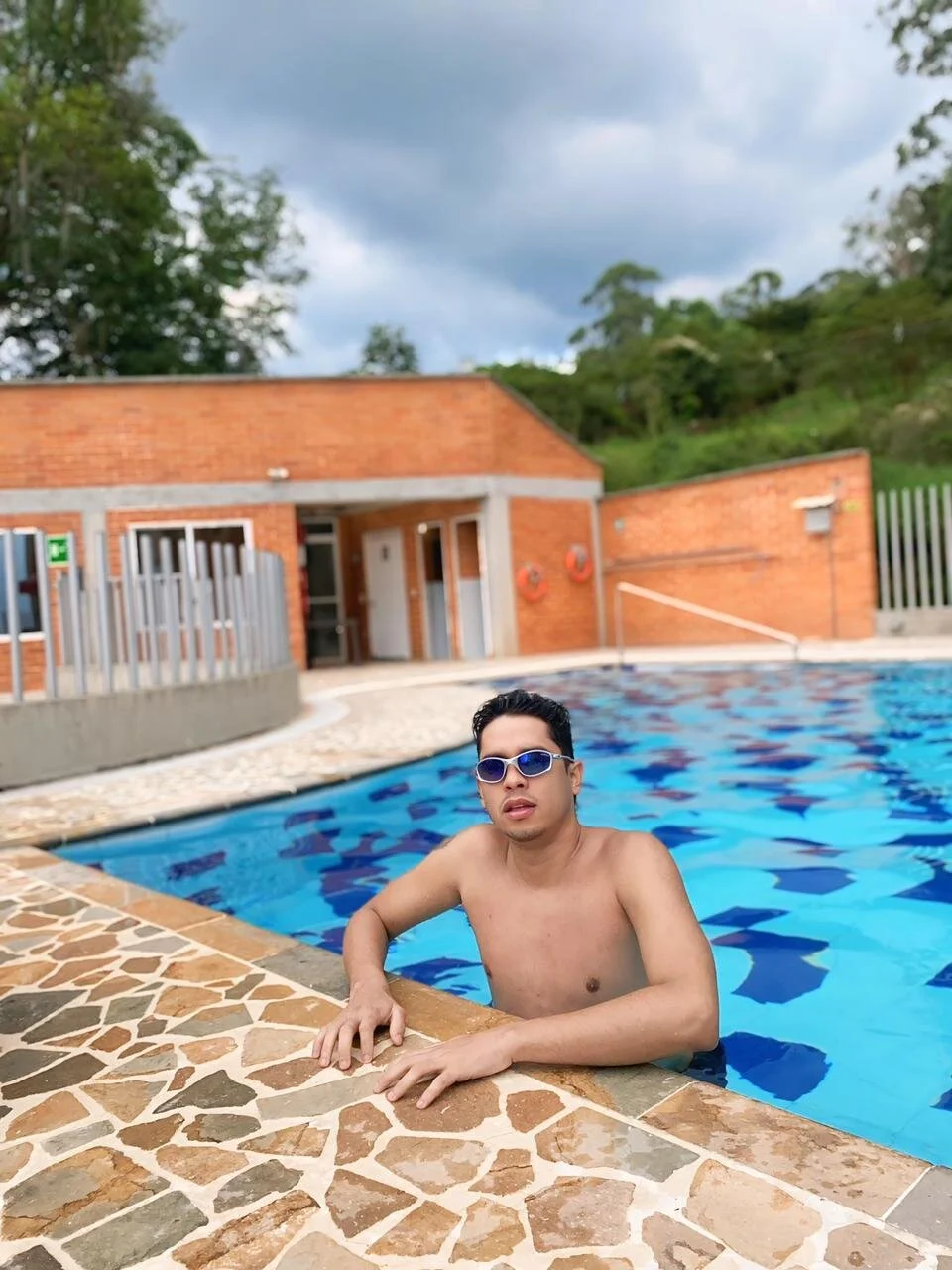 XXX Porn Photo of Nude Oliverstrongerr 12