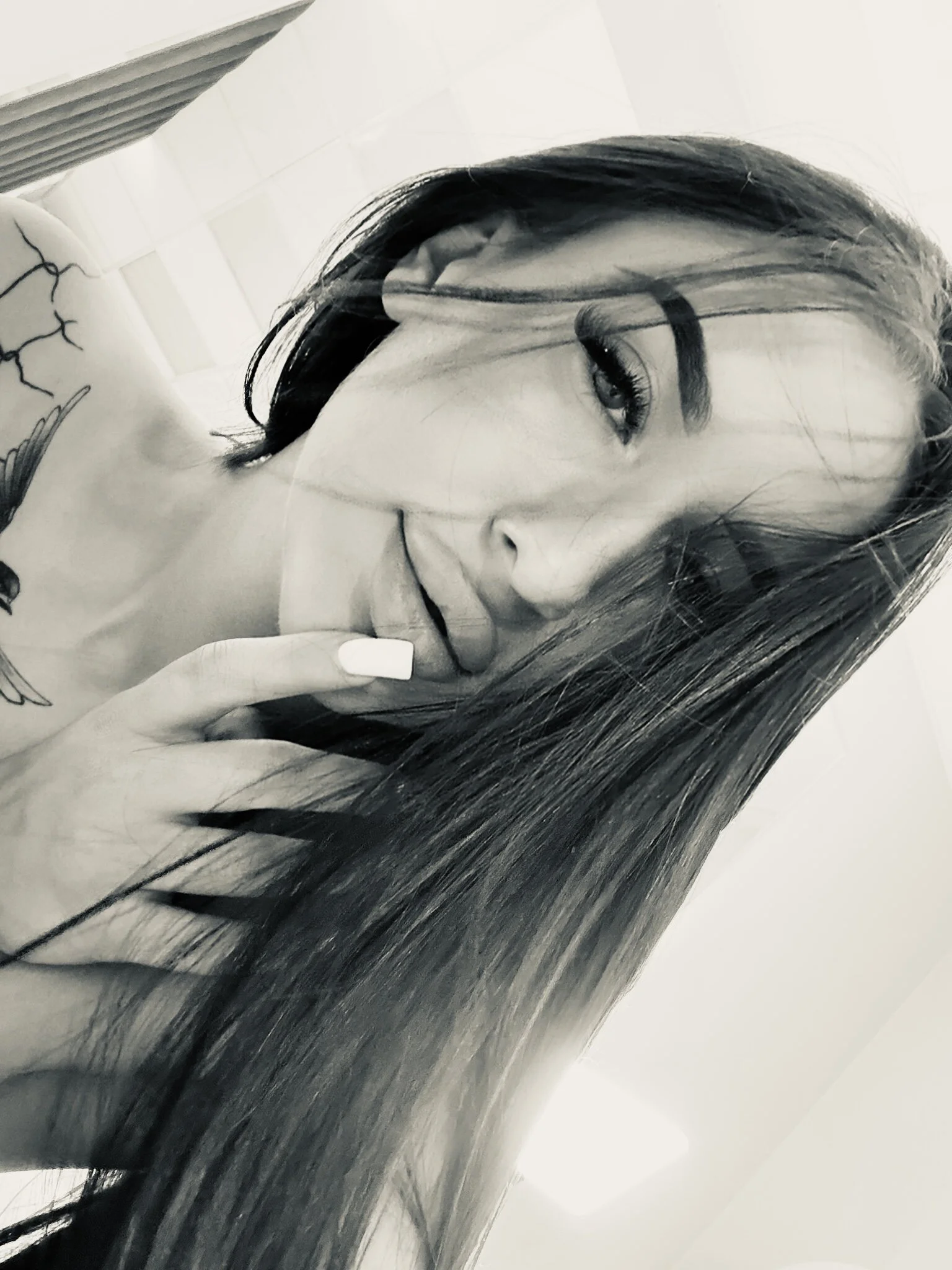 XXX Porn Photo of Nude Luna_Olsen 5