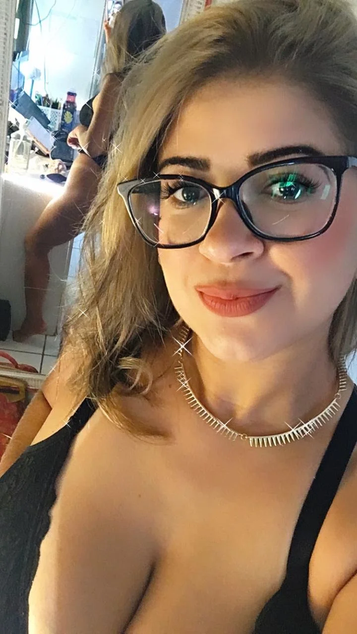 XXX Porn Photo of Nude GeovannaBecker 8