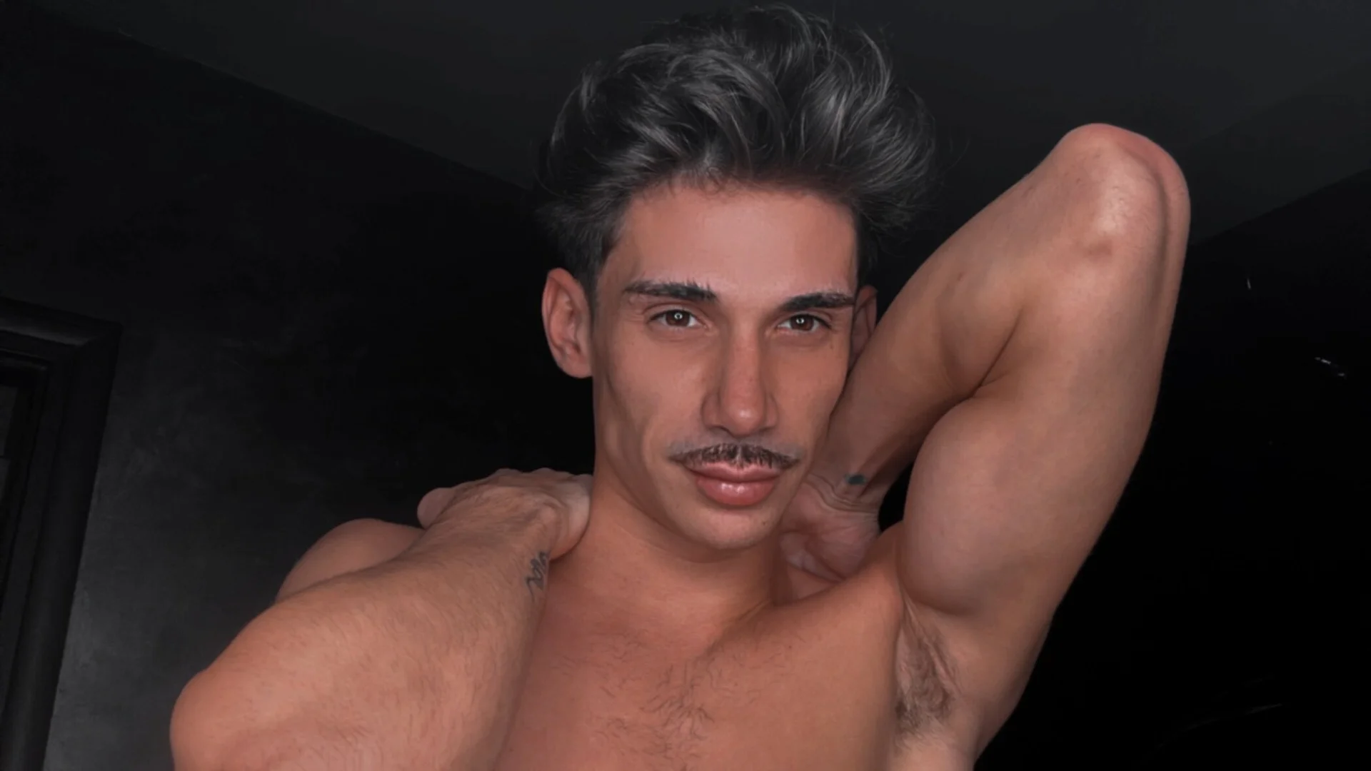 XXX Porn Photo of Nude DanielCrush1 5