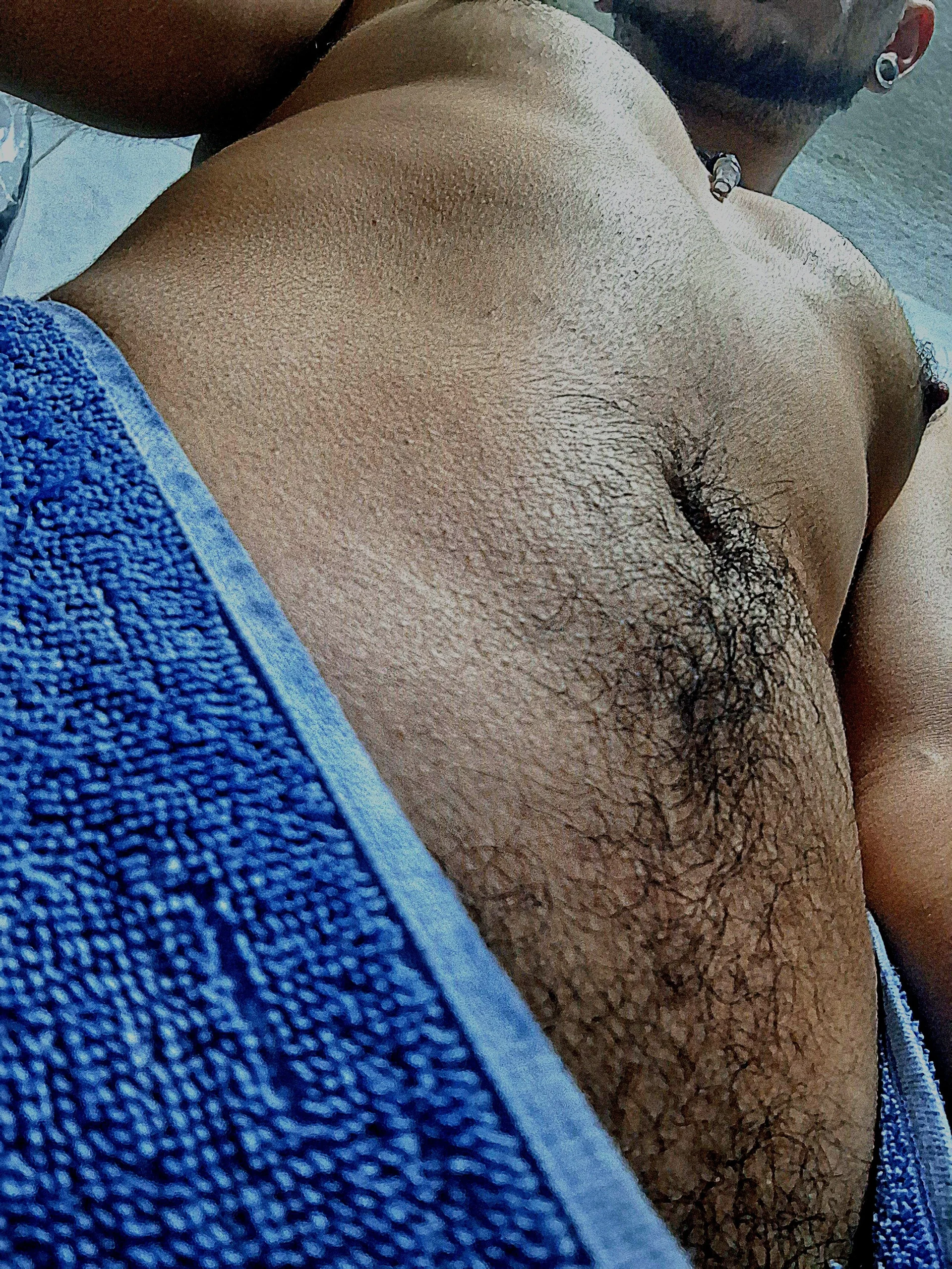 XXX Porn Photo of Nude otter_wet_ 8