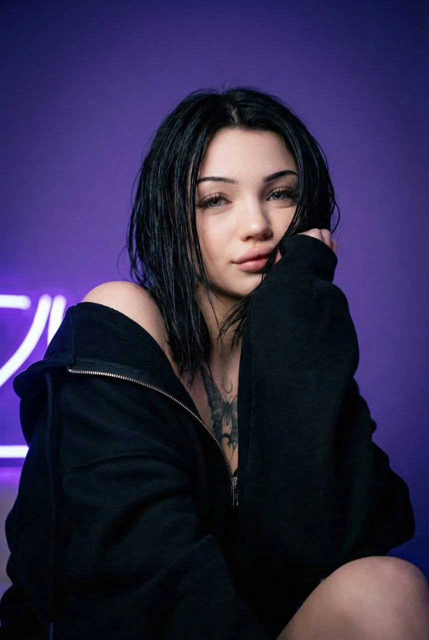 XXX Porn Photo of Nude lil_kittty 13