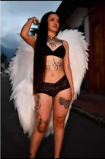 XXX Porn Photo of Nude MedussaThomson 8