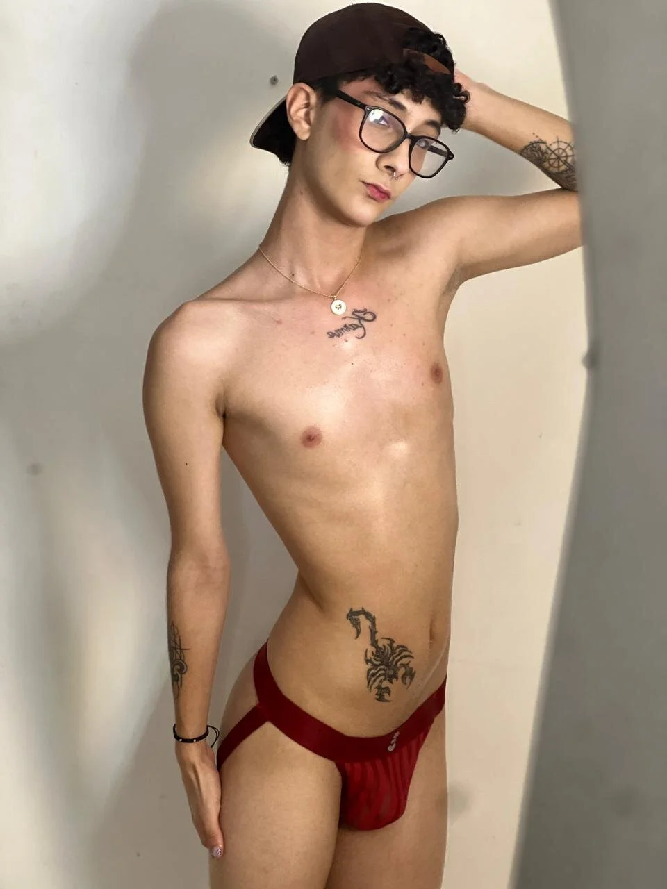 XXX Porn Photo of Nude im_ethan_ 1