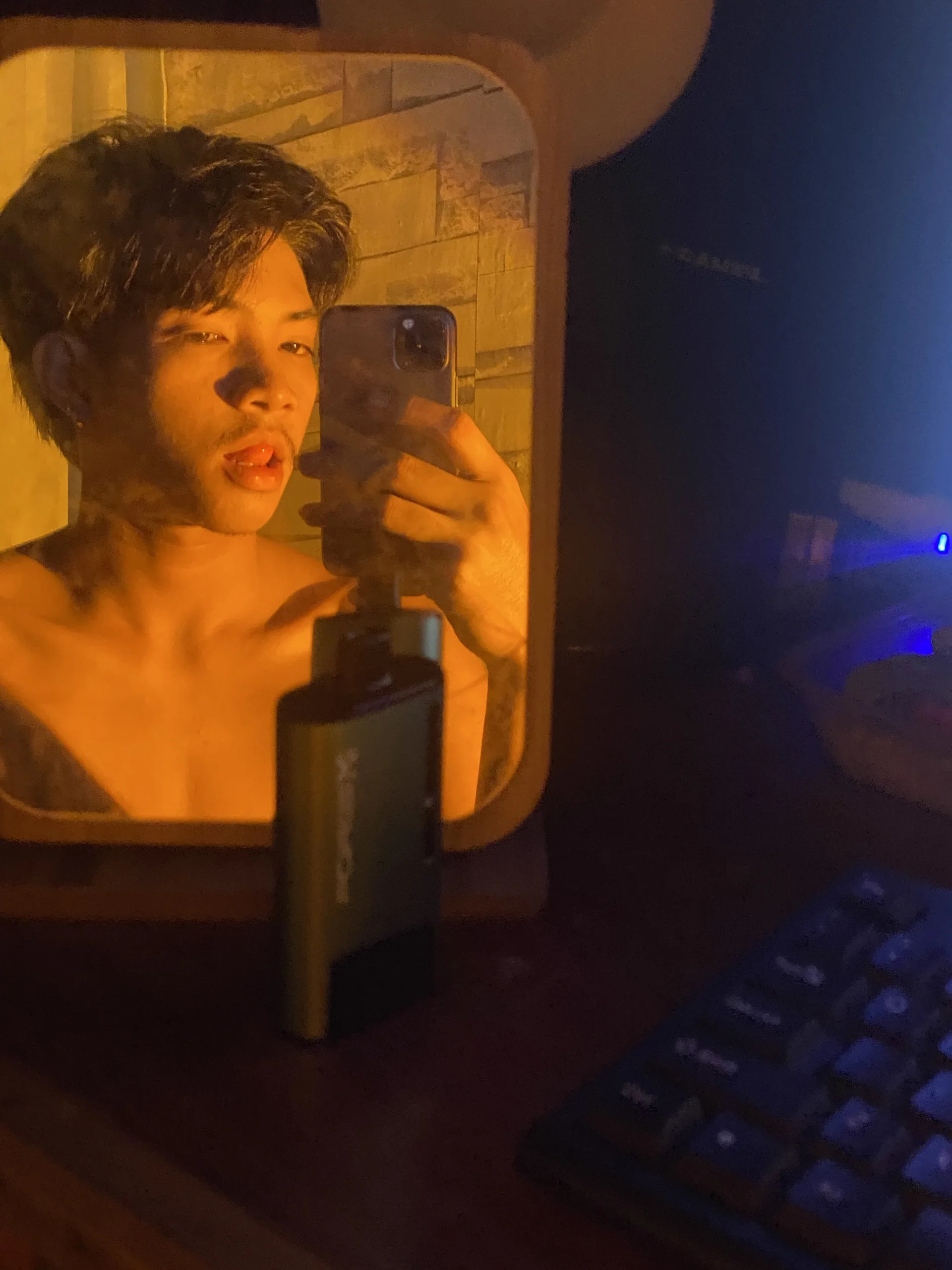 XXX Porn Photo of Nude GristlyDietary 2