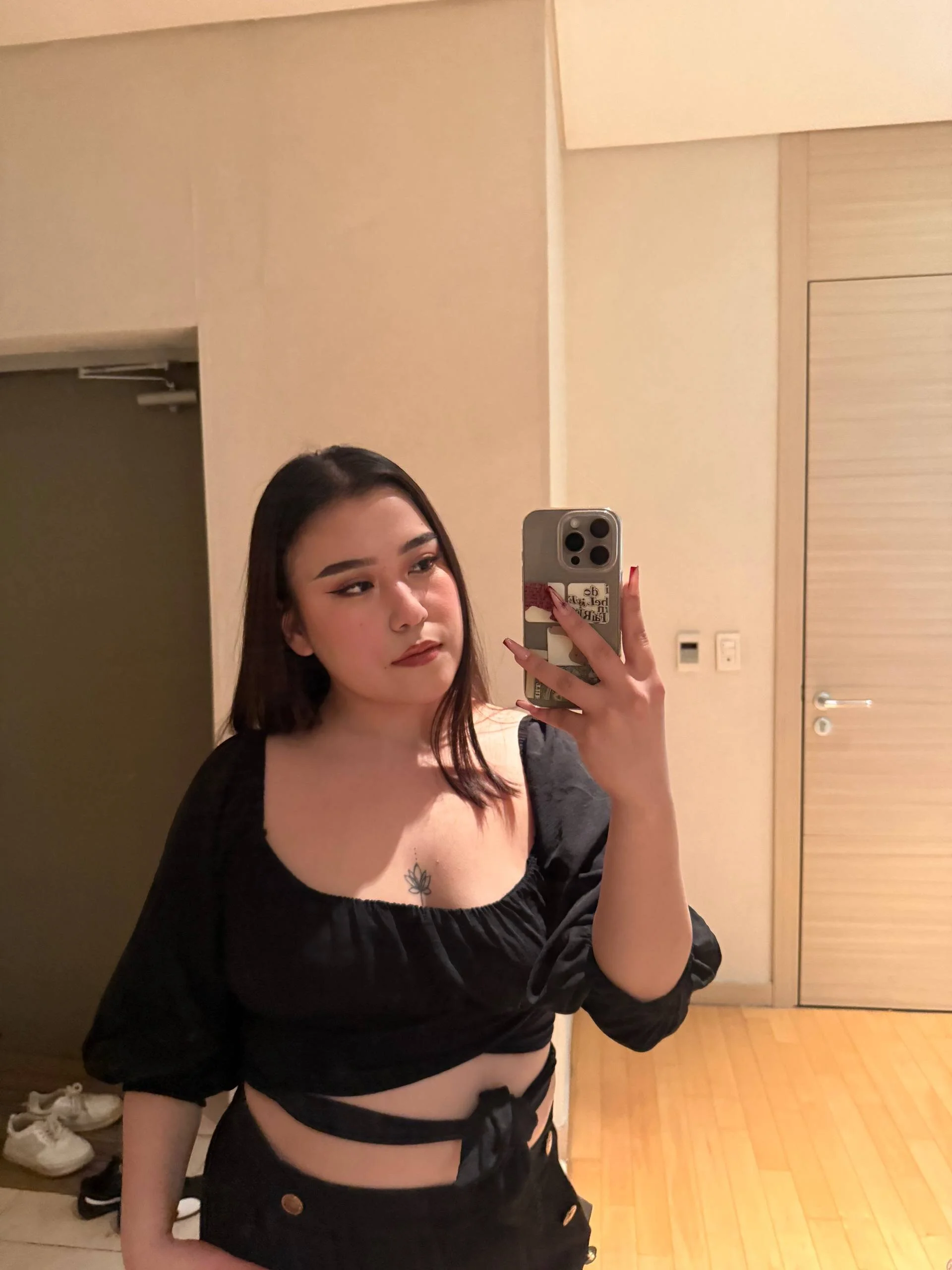 XXX Porn Photo of Nude _nari__ 2