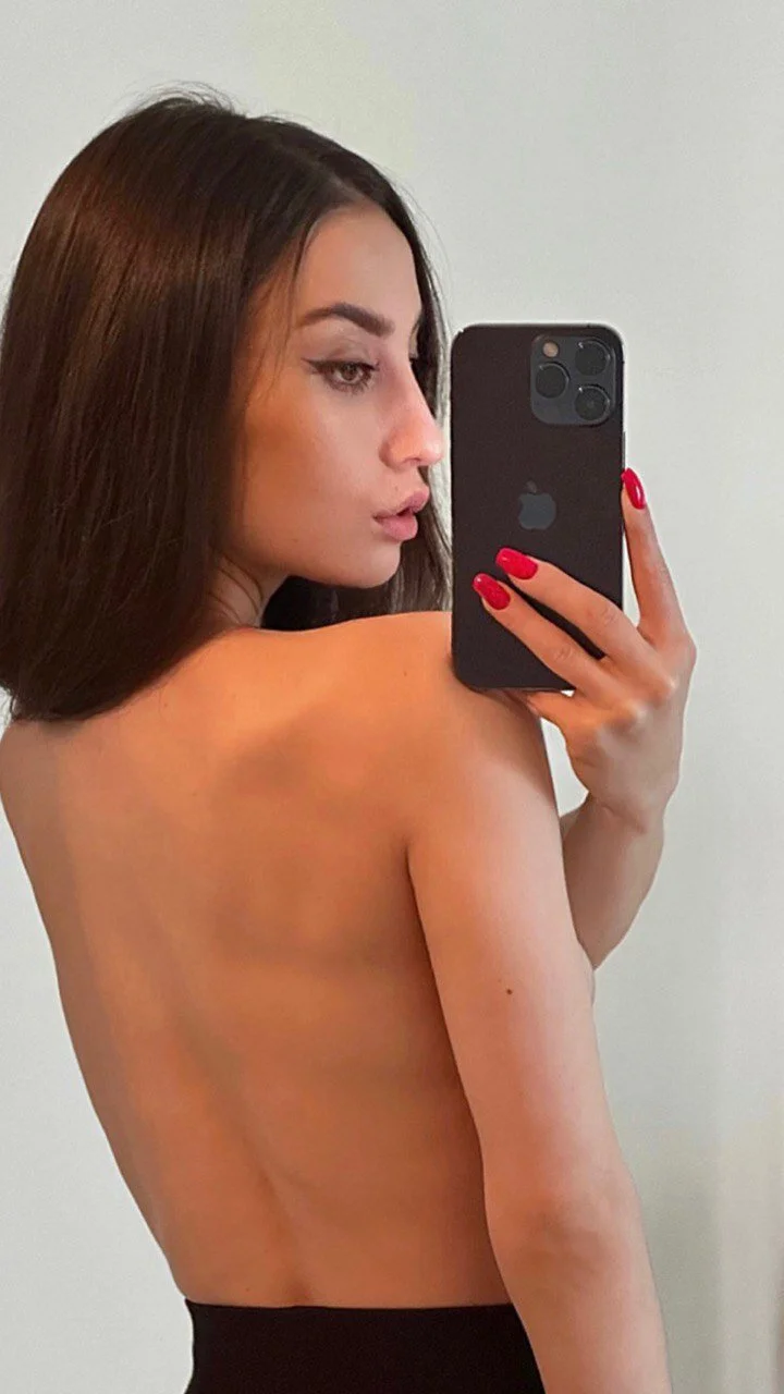 XXX Porn Photo of Nude Polli_Kiss 2