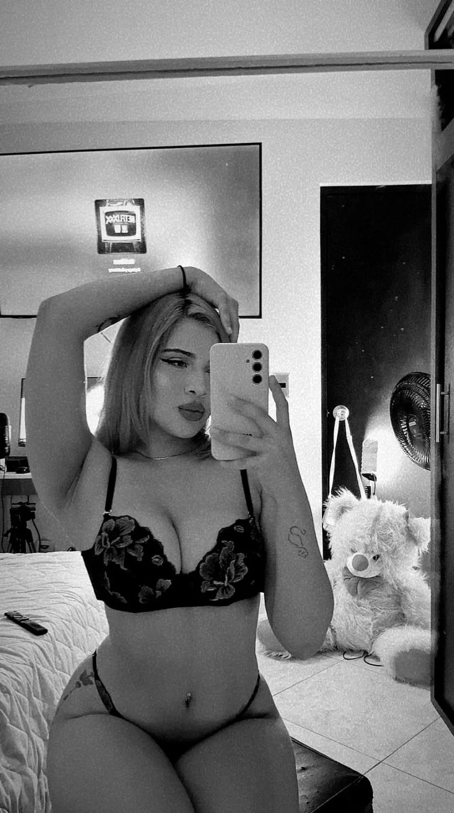 XXX Porn Photo of Nude sheerly 26
