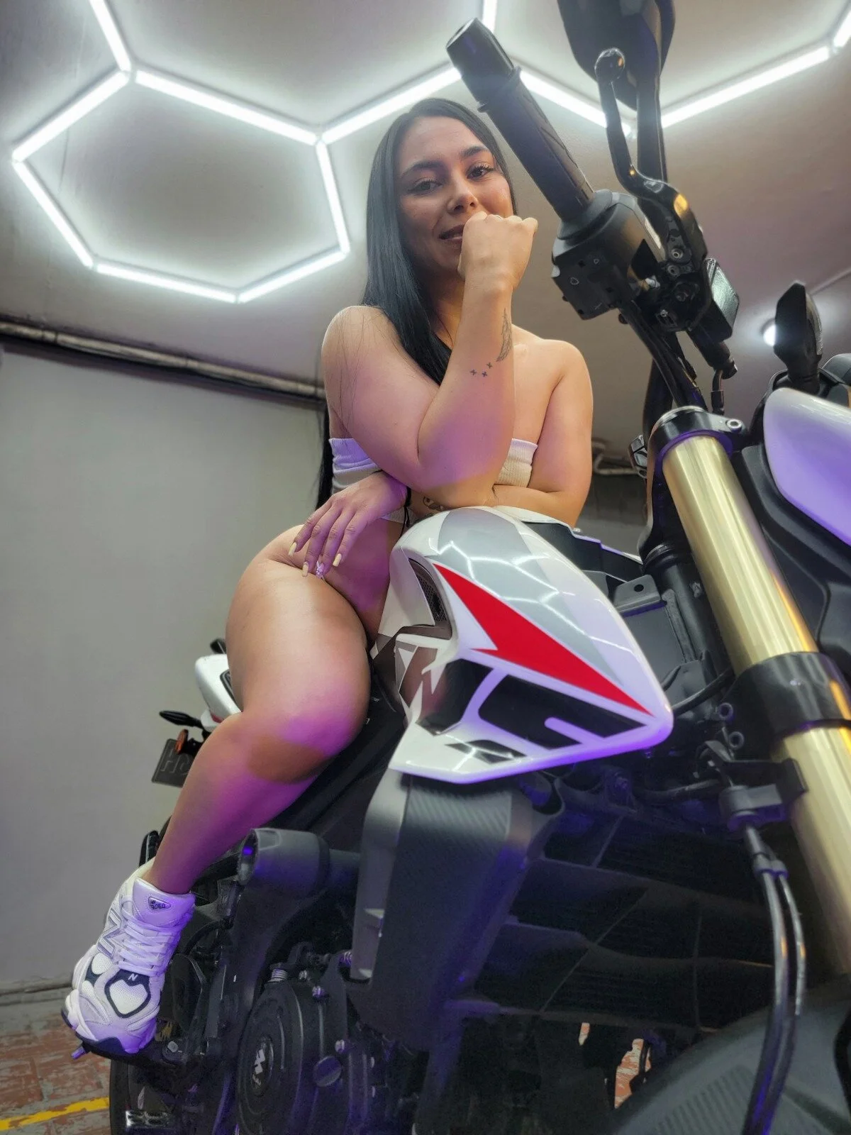 XXX Porn Photo of Nude Ariana_rouse 84
