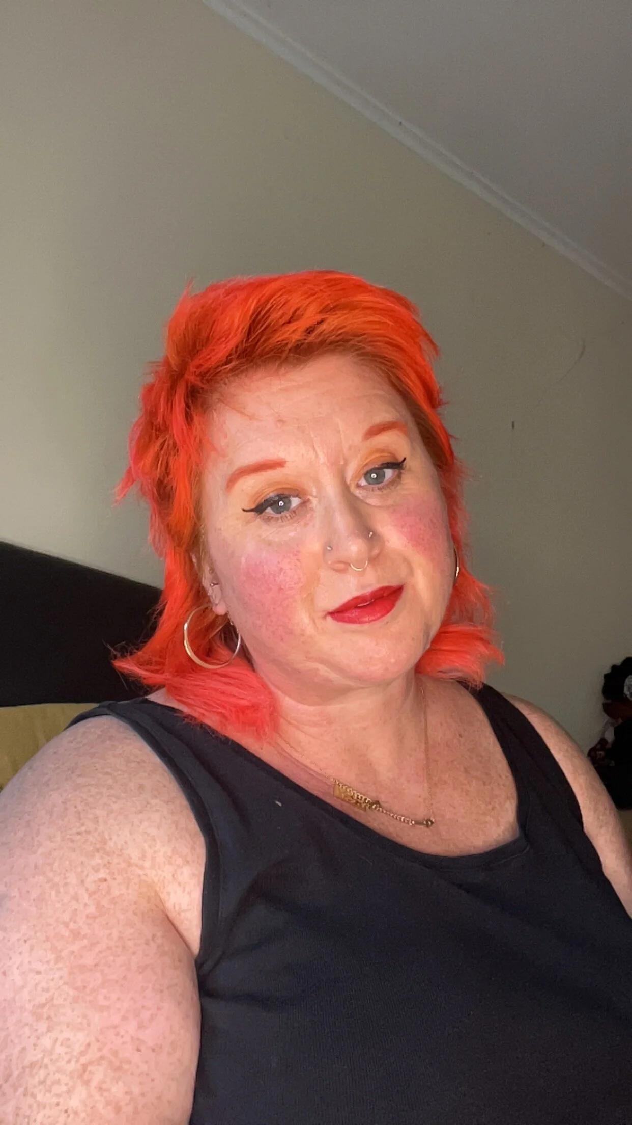XXX Porn Photo of Nude BustyRedxx 69