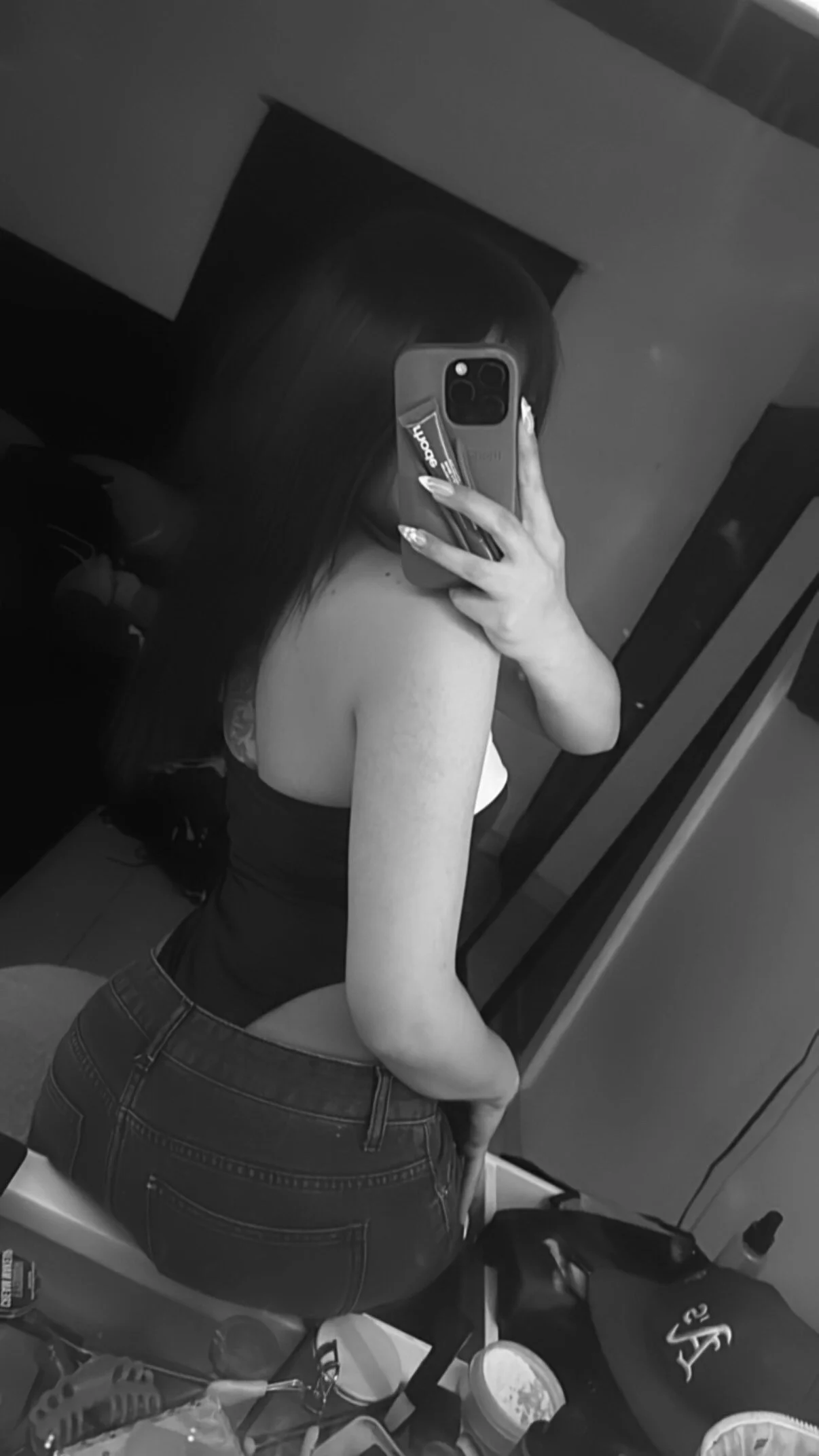 XXX Porn Photo of Nude LARIISSAEVANS 31