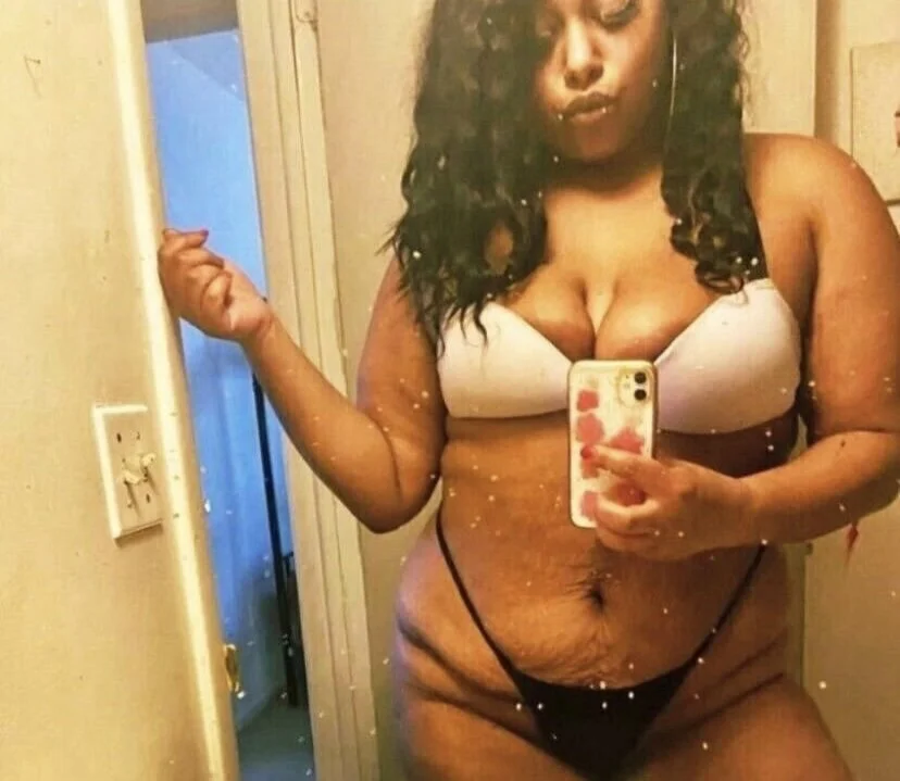 XXX Porn Photo of Nude MyMyMyMyMyMyiesha 12