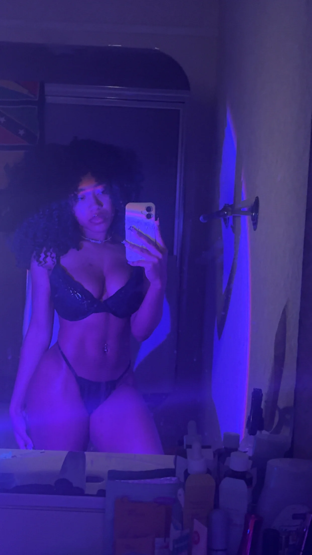 XXX Porn Photo of Nude lifeoftt_19xx 155
