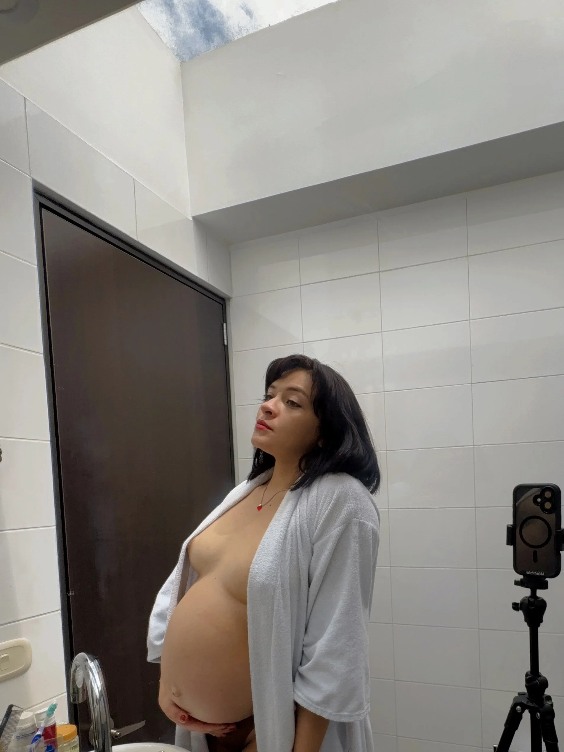 XXX Porn Photo of Nude Anah_s 6