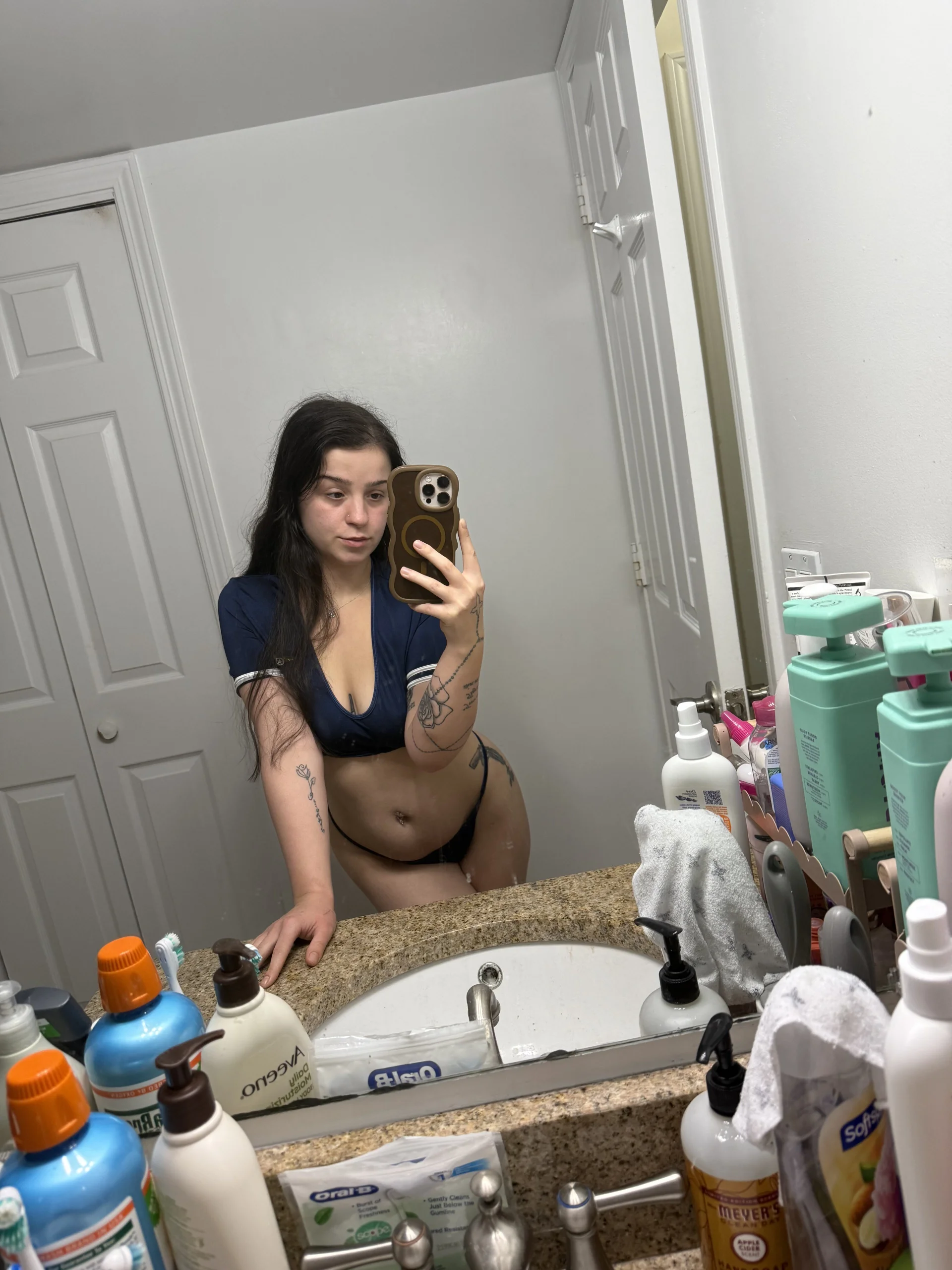 XXX Porn Photo of Nude joeystaciee 2