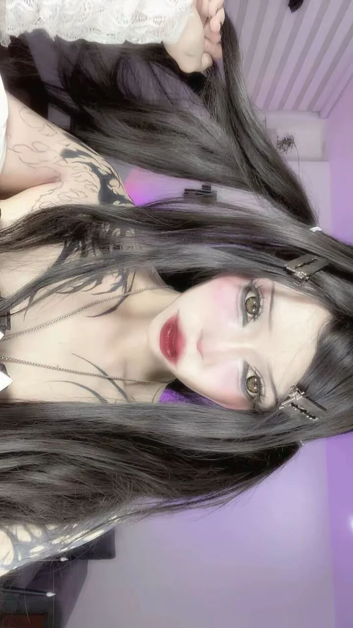 XXX Porn Photo of Nude Zombieeporcelainex 77