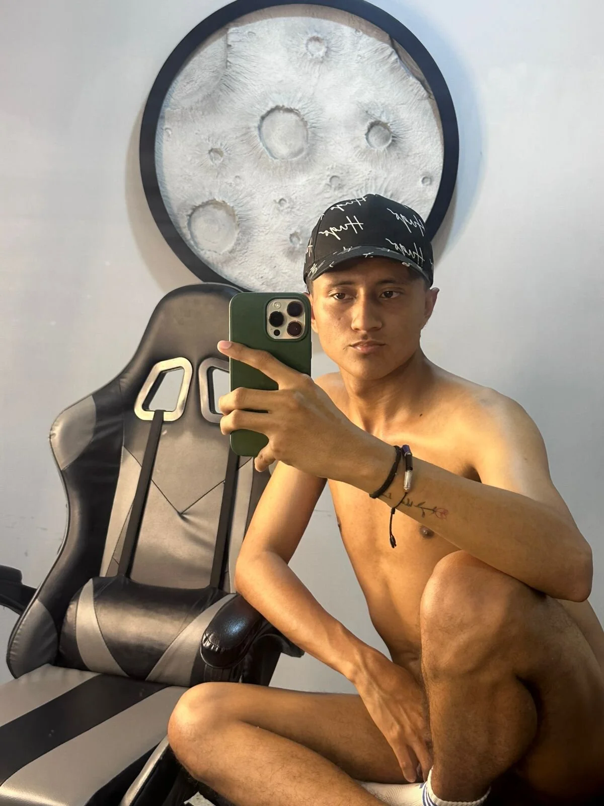 XXX Porn Photo of Nude _Leohot_ 9