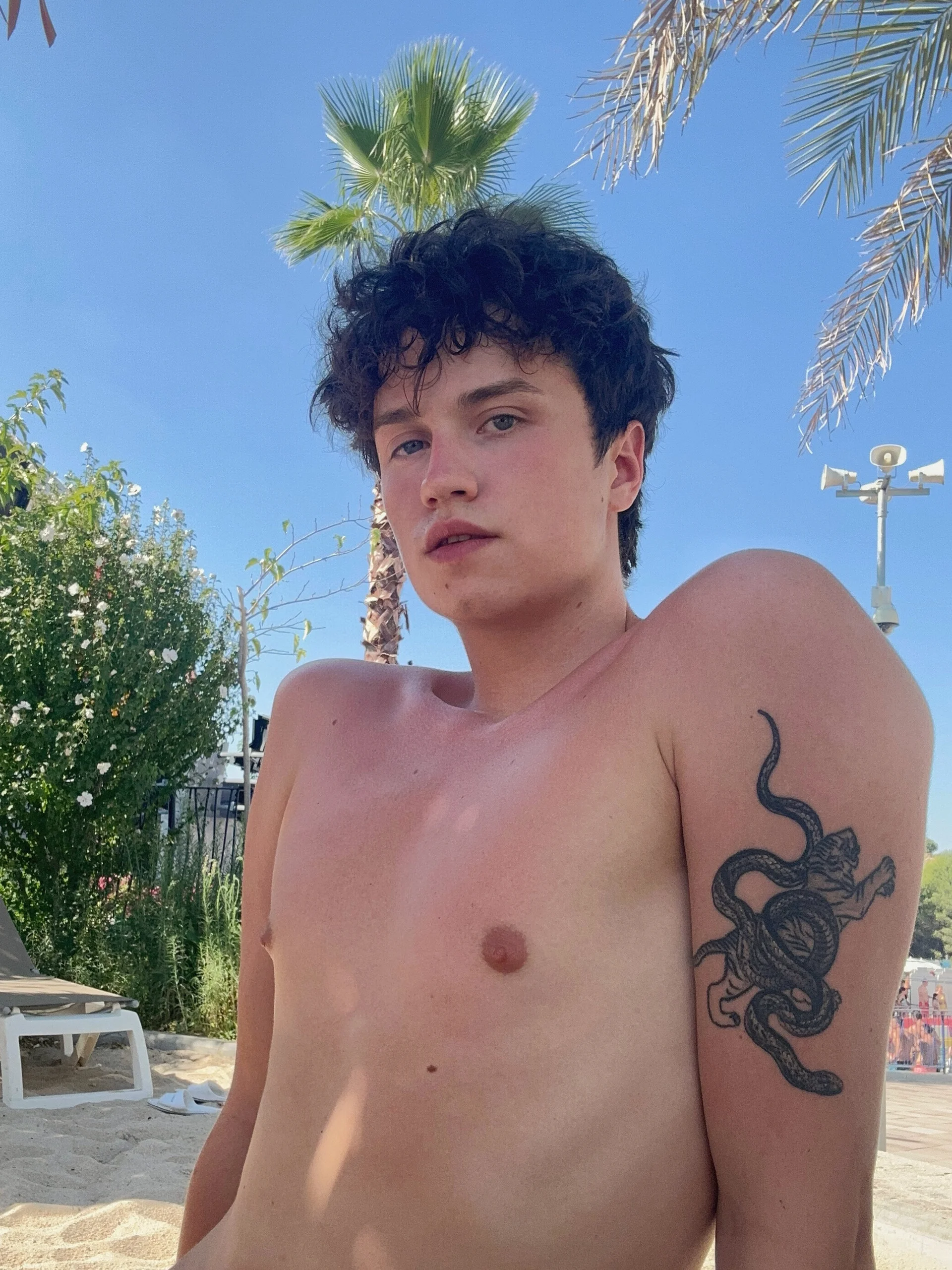 XXX Porn Photo of Nude Ethanaox 5