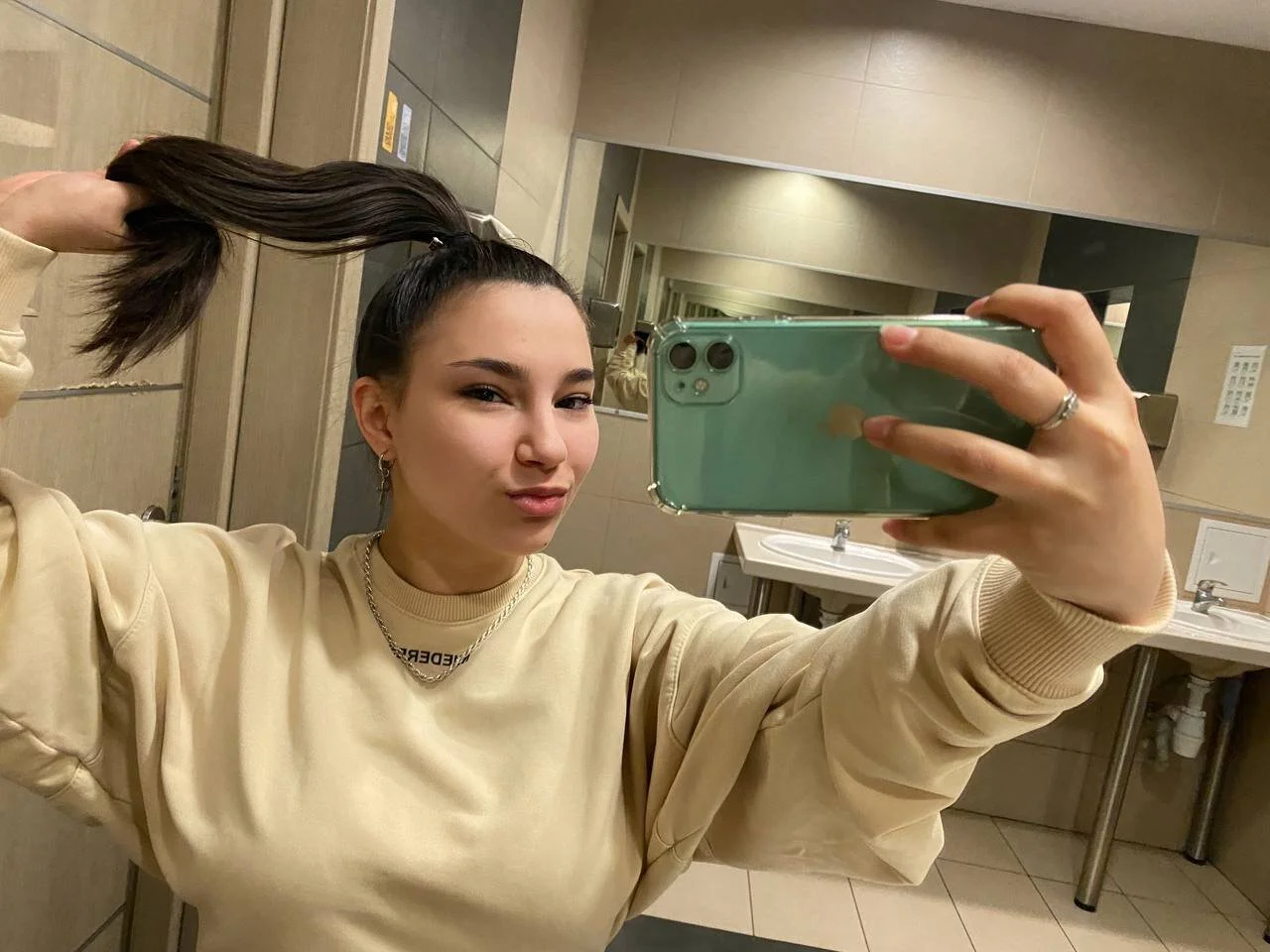 XXX Porn Photo of Nude Ari_Grend 9