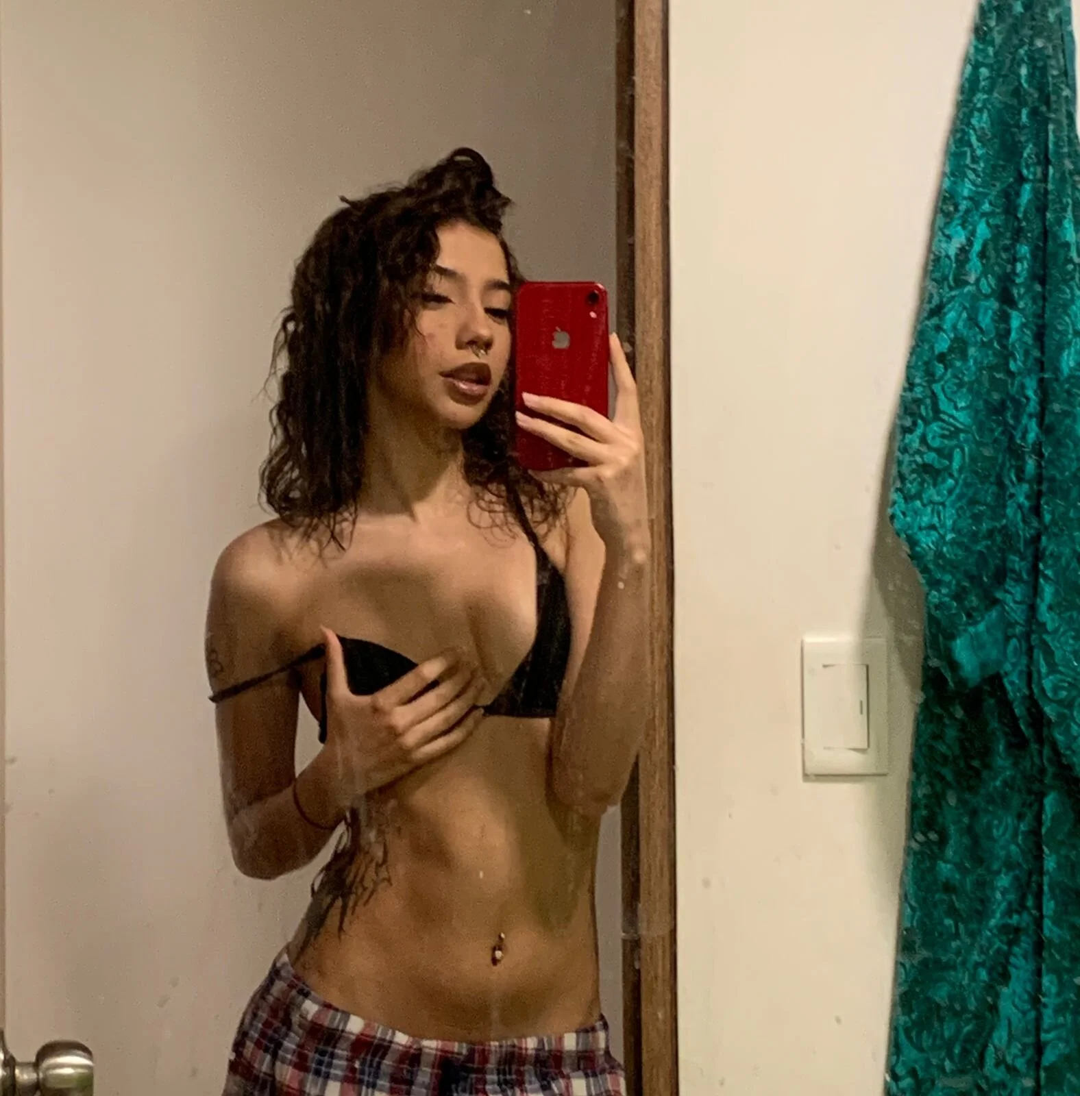 XXX Porn Photo of Nude MiaaCute- 2