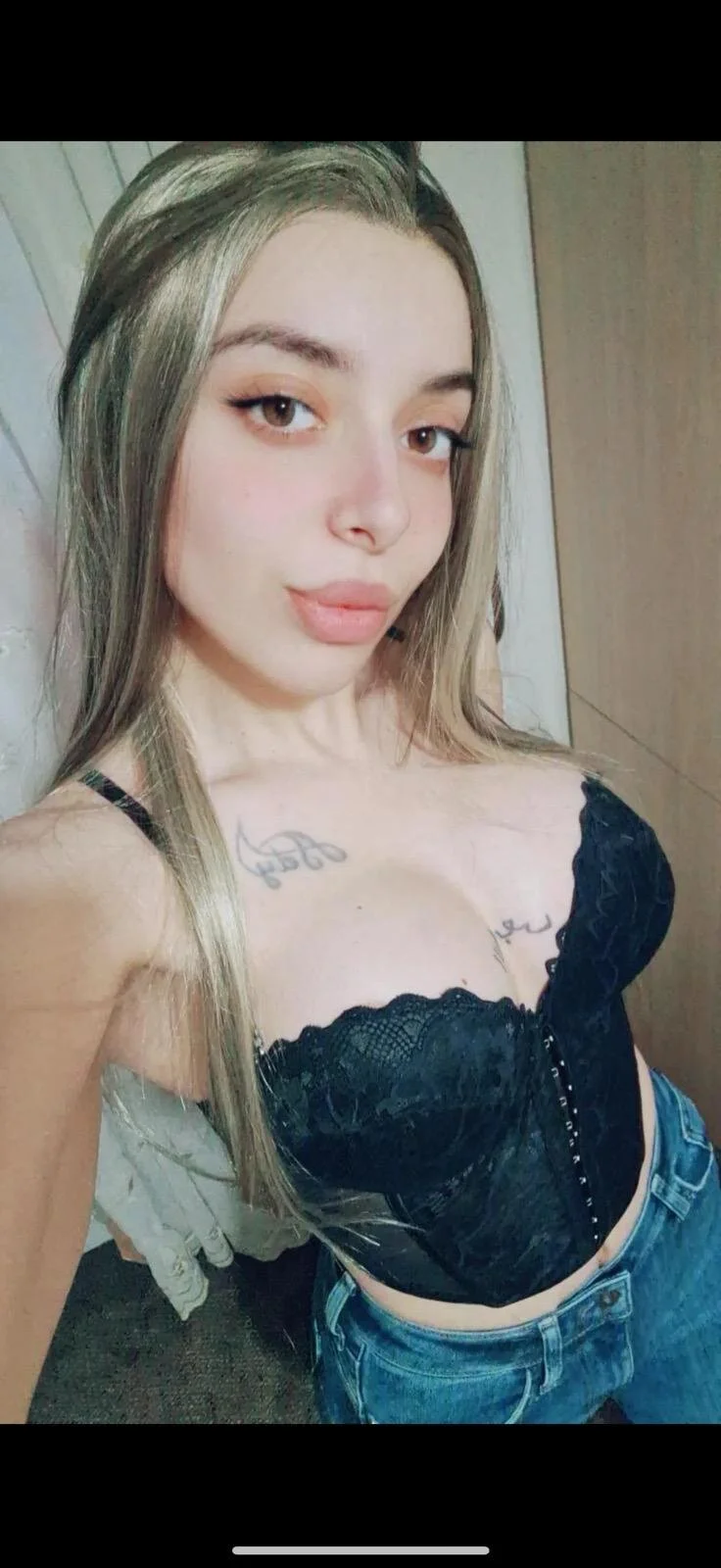 XXX Porn Photo of Nude AriaPlay 2