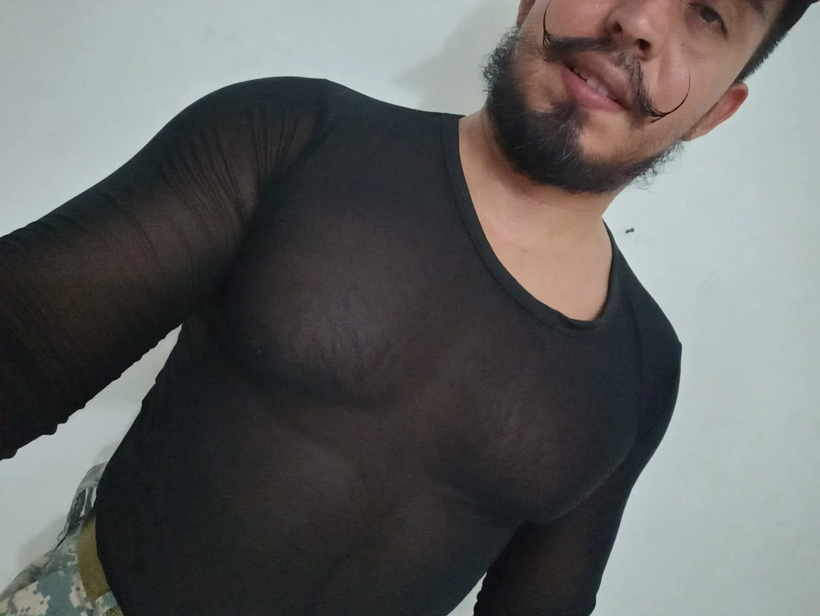 XXX Porn Photo of Nude KalethBigDick 2104
