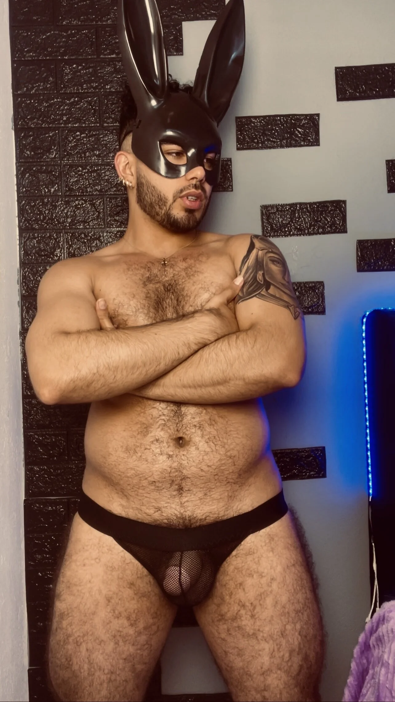 XXX Porn Photo of Nude adamhairy 78