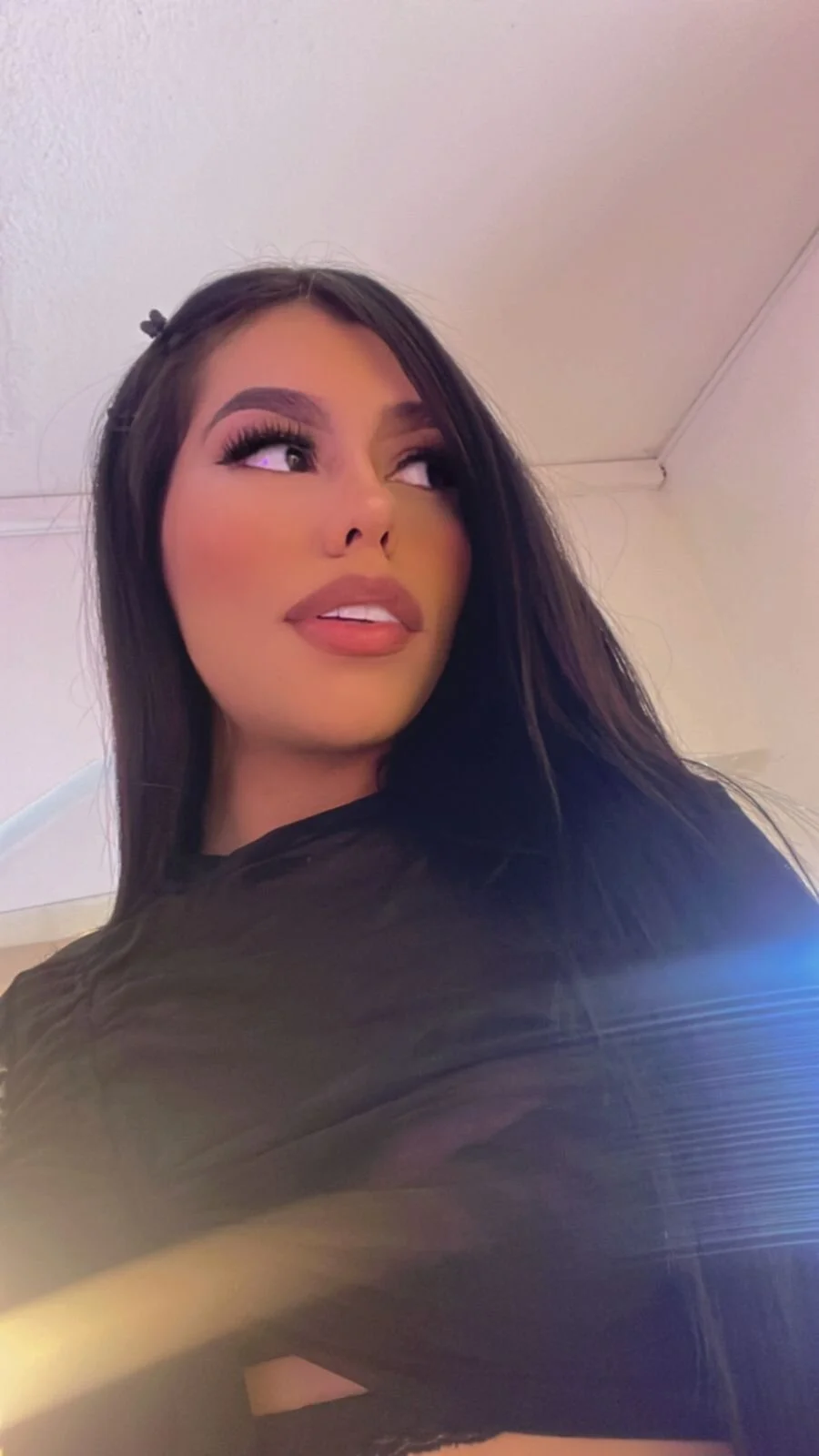 XXX Porn Photo of Nude amatiista_12 18