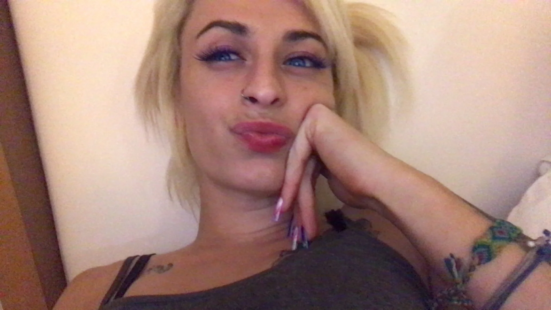 XXX Porn Photo of Nude watermellonpussy 2