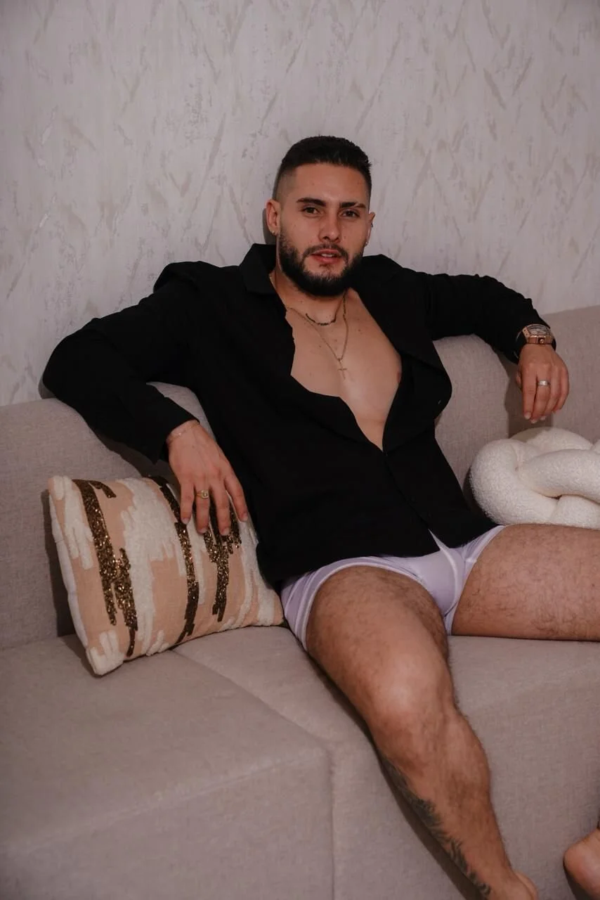 XXX Porn Photo of Nude dominic_de_luca 25