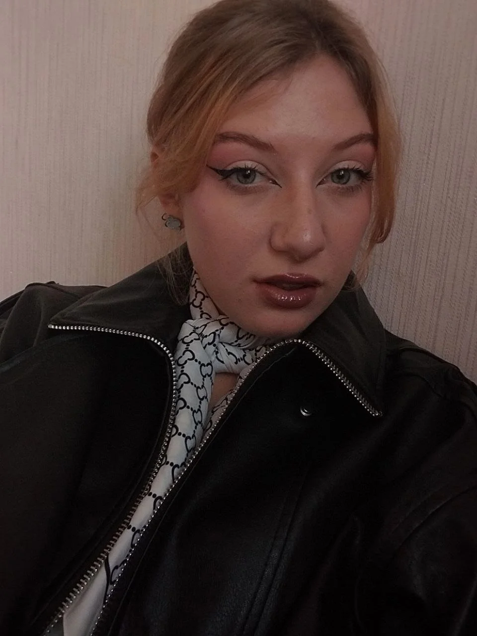 XXX Porn Photo of Nude earn_my_lily 5