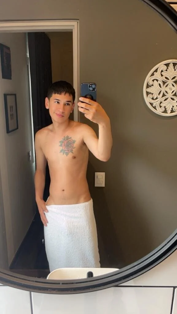 XXX Porn Photo of Nude Twink_daren 8