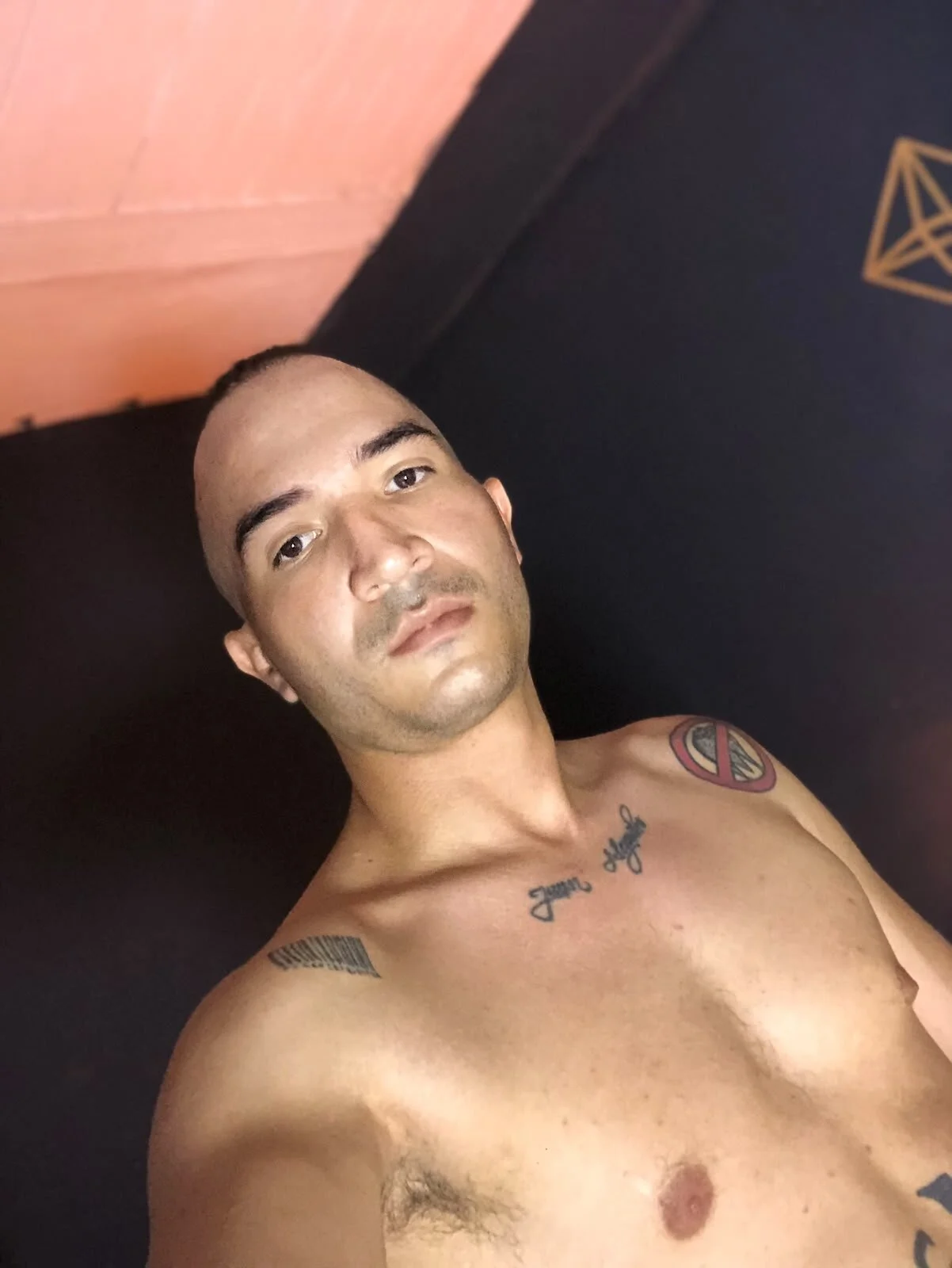 XXX Porn Photo of Nude Ray_wild1 1