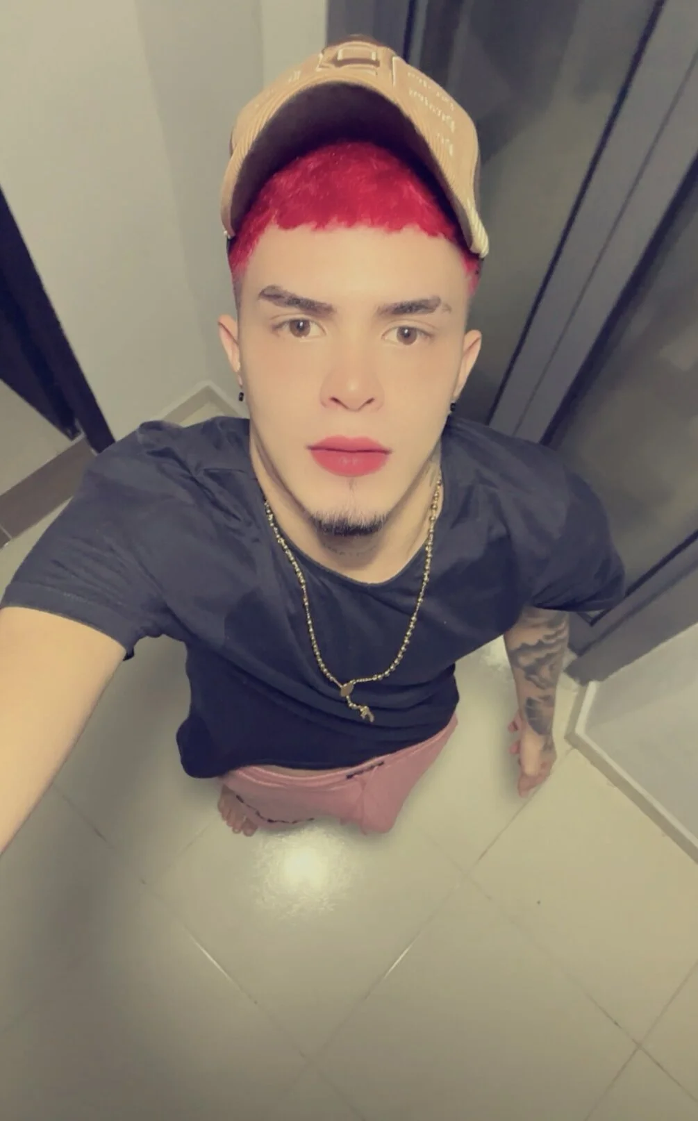 XXX Porn Photo of Nude huge_Santiago 46