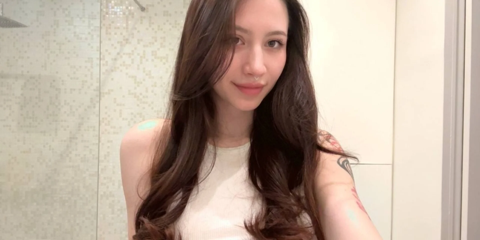 XXX Porn Photo of Nude vannibellee 3