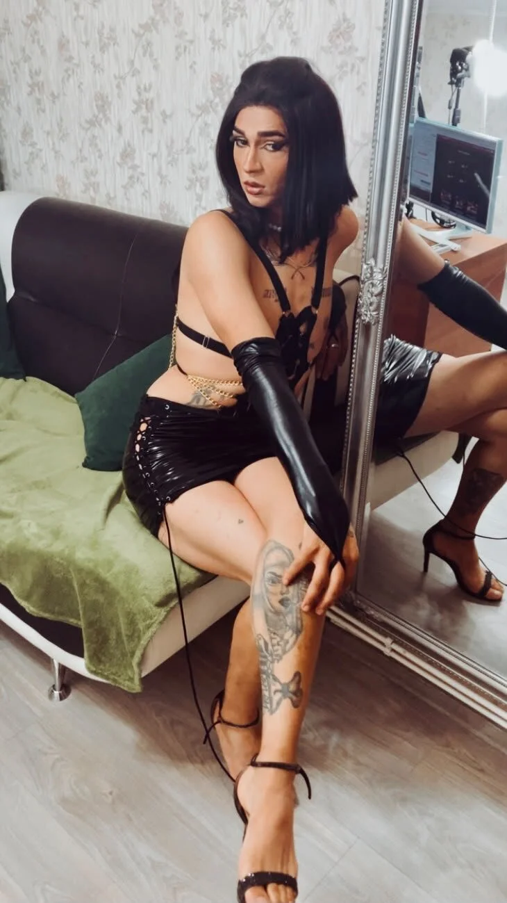 XXX Porn Photo of Nude HotIris 23