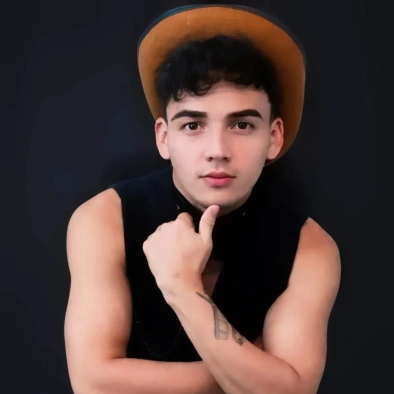 XXX Porn Photo of Nude Mathias_twinkk 15