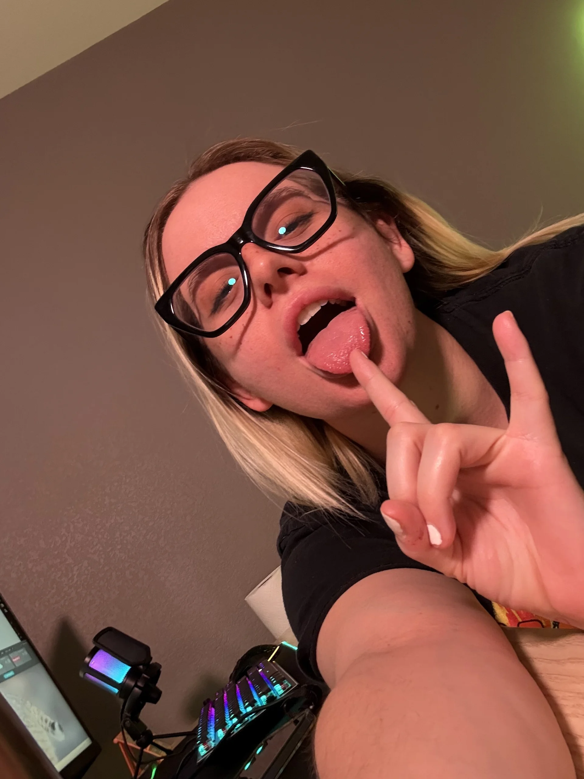 XXX Porn Photo of Nude MAXXXTV 2