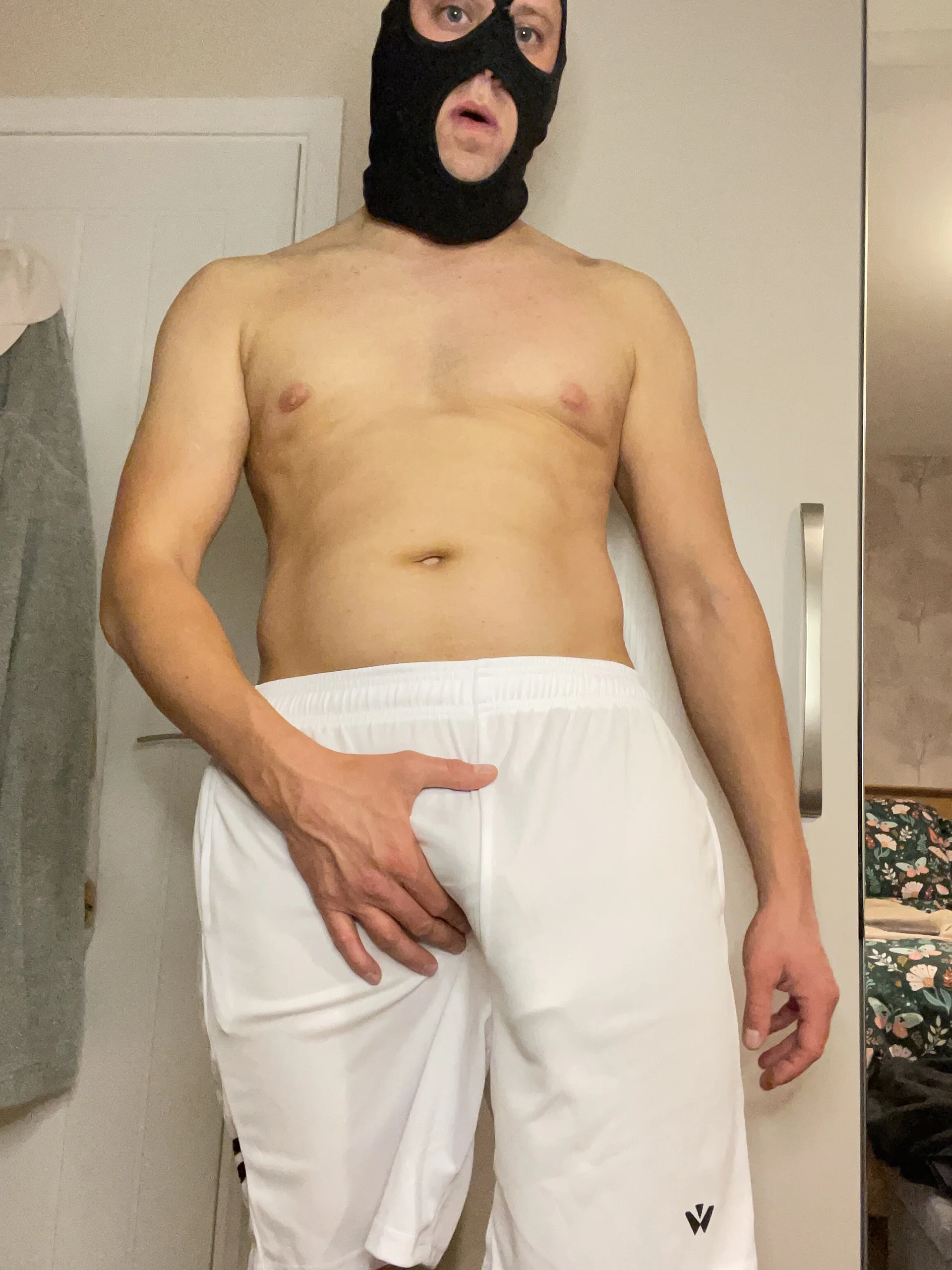 XXX Porn Photo of Nude MASTER-of-GIRTH 18