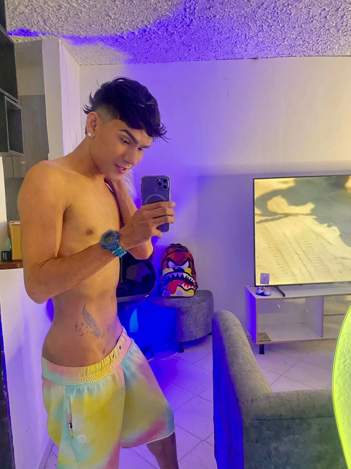 XXX Porn Photo of Nude Steven_baby69 16