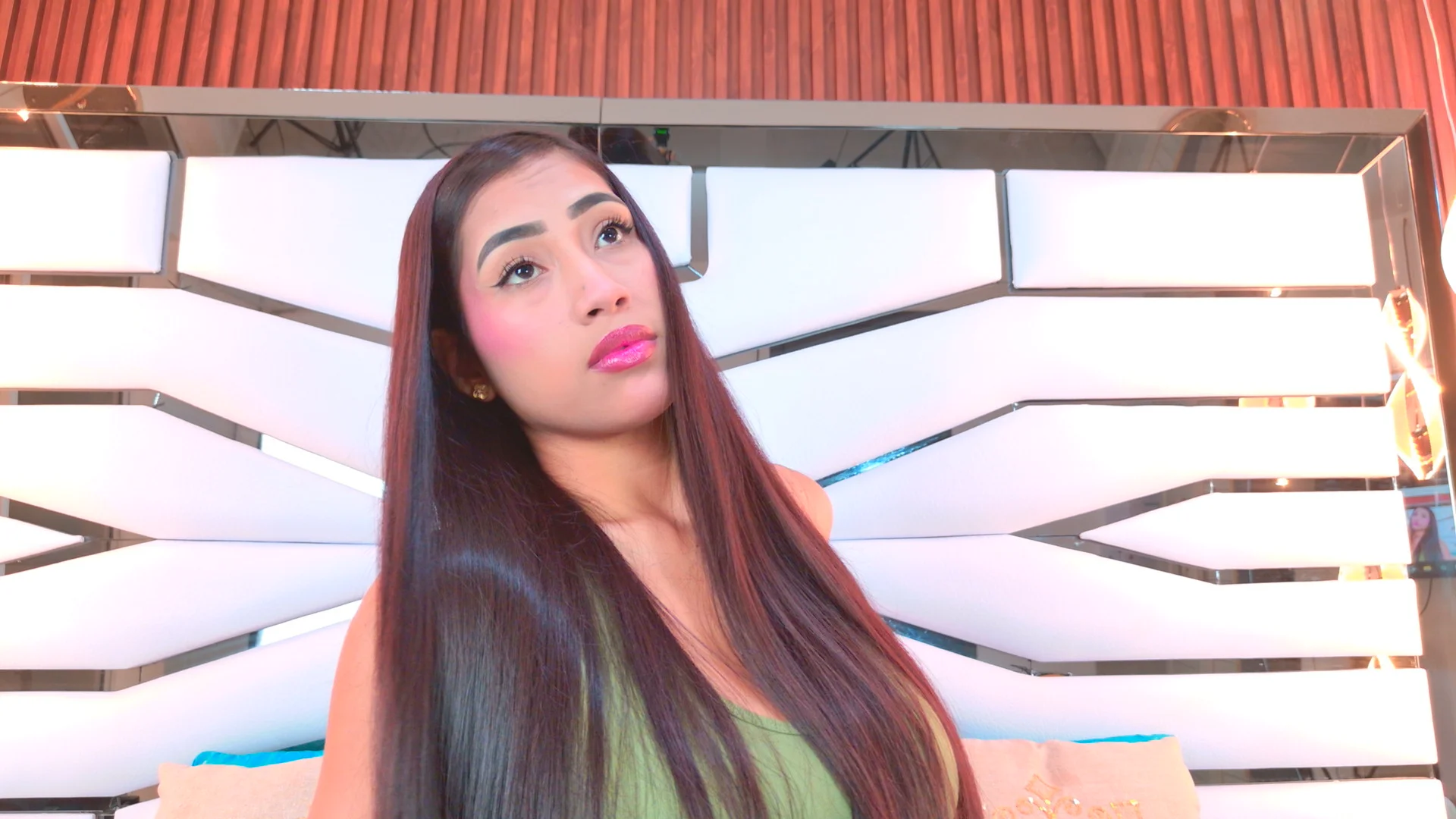 XXX Porn Photo of Nude YesyHills 17